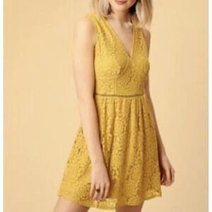 NEW Altar'd State mustard‎ yellow lace sleeveless mini dress, M